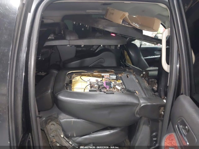 45278826 :رقم المزاد ، 1GNSCJE06CR275829 vin ، 2012 Chevrolet Suburban 1500 Lt مزاد بيع