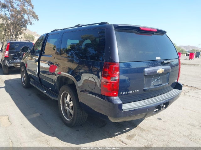 Продажа на аукционе авто 2007 Chevrolet Suburban 1500 Lt, vin: 3GNFK16347G248969, номер лота: 45278829