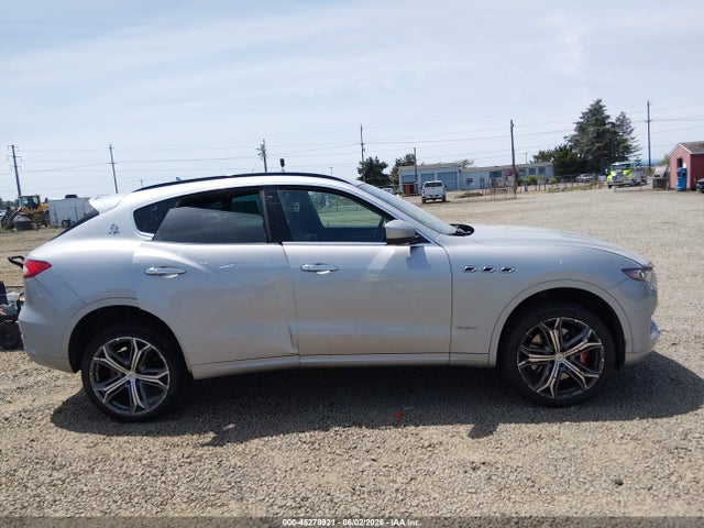 Продажа на аукционе авто 2018 Maserati Levante S Gransport, vin: ZN661YUS9JX299478, номер лота: 45278921