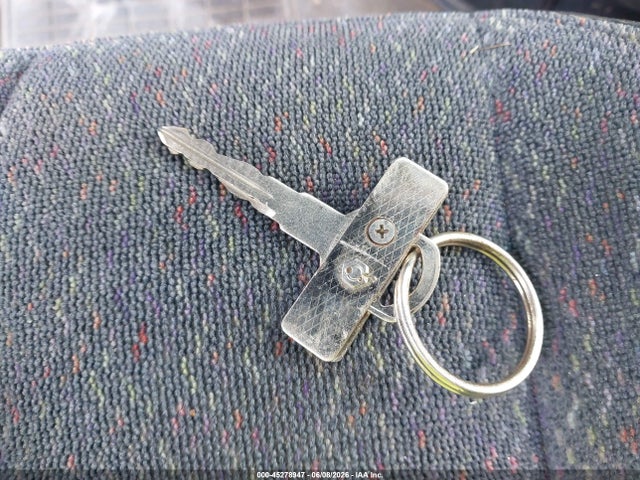 1998 Chevrolet Astro მანქანა იყიდება აუქციონზე, vin: 1GNDM19W1WB199079, აუქციონის ნომერი: 45278947