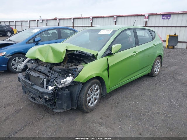 Hyundai ACCENT GS 2014 KMHCT5AE8EU183039 Image 2