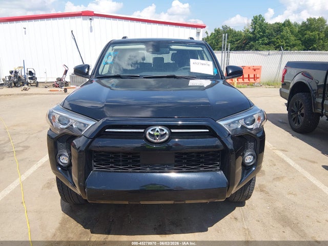 Toyota 4RUNNER SR5 2022 JTEEU5JR6N5253155 Image 13