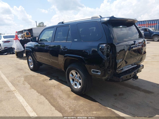 Toyota 4RUNNER SR5 2022 JTEEU5JR6N5253155 Image 3