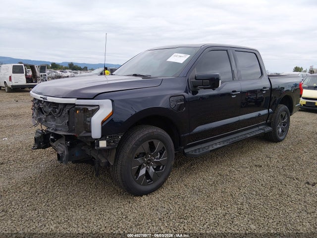 Ford F-150 Lightning Lariat 2022 1FT6W1EV0NWG03702 Image 2