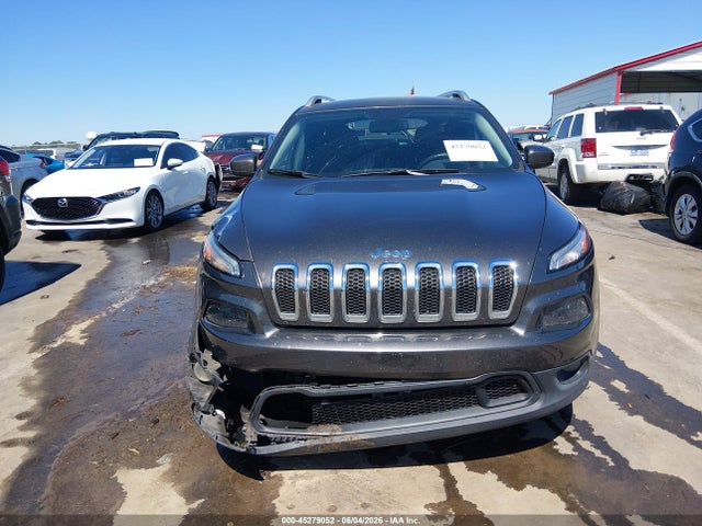 45279052 :رقم المزاد ، 1C4PJMCS5EW189992 vin ، 2014 Jeep Cherokee Latitude مزاد بيع