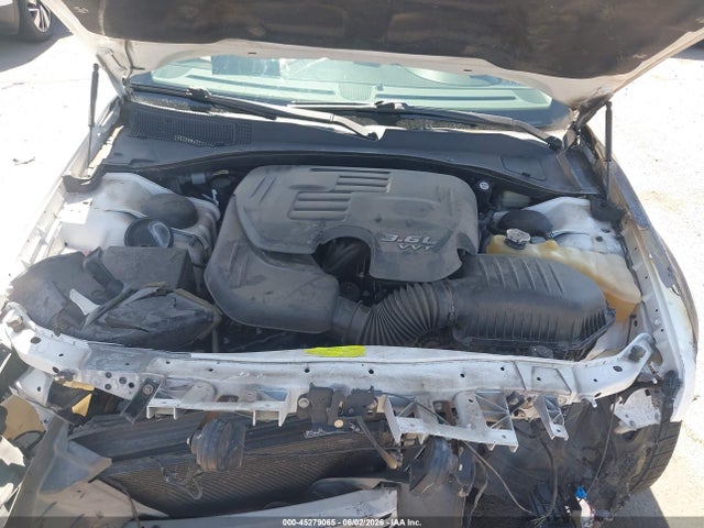 Chrysler 300 Limited 2015 2C3CCAAG3FH882344 Image 10
