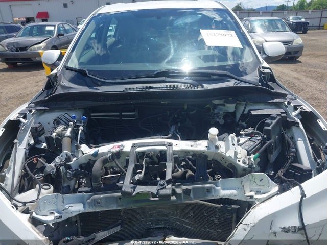 Honda HR-V LX 2016 3CZRU5H30GM744447 Image 10