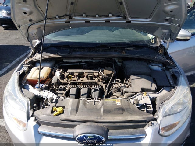 Ford FOCUS SE 2014 1FADP3K23EL112347 Image 10