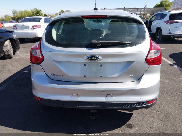 Ford FOCUS SE 2014 1FADP3K23EL112347 Image 6