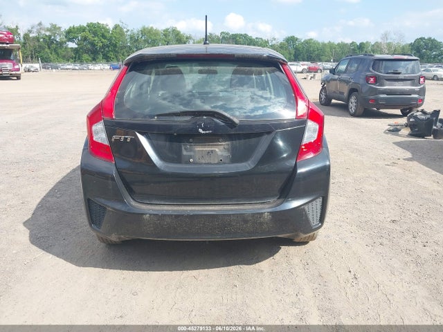 Продажа на аукционе авто 2015 Honda Fit Lx, vin: 3HGGK5H53FM744060, номер лота: 45279133
