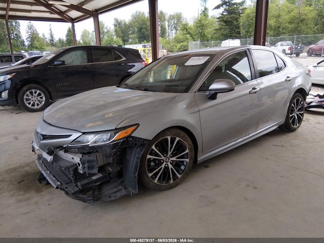 4T1B21HK9JU509976 Toyota Camry Hybrid Se