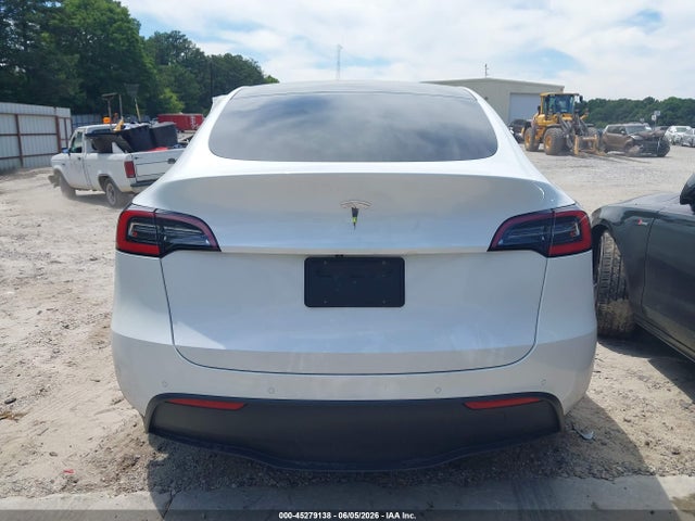 Auction sale of the 2021 Tesla Model Y Standard Range Rear-wheel Drive, vin: 5YJYGDEDXMF103015, lot number: 45279138