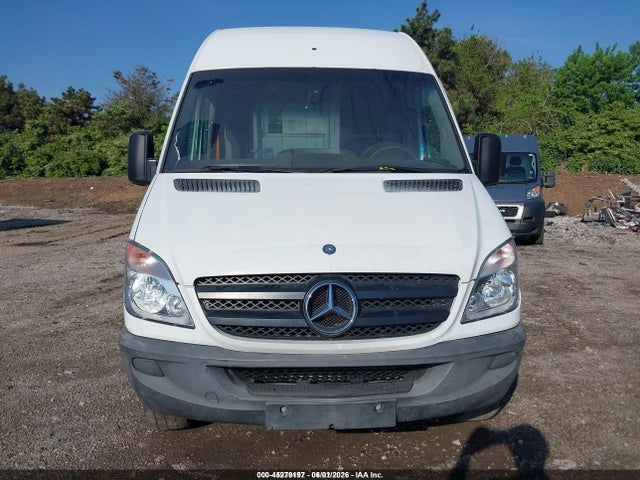 45279197 :رقم المزاد ، WD3PE8CB7C5672506 vin ، 2012 Mercedes-benz Sprinter 2500 High Roof مزاد بيع