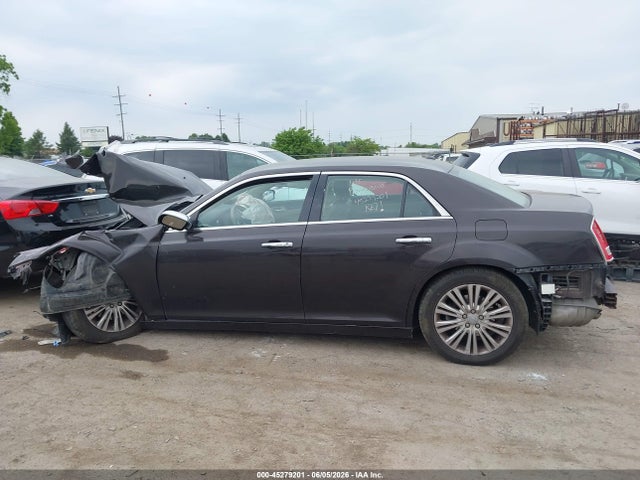 2012 Chrysler 300 Limited მანქანა იყიდება აუქციონზე, vin: 2C3CCAHG4CH182589, აუქციონის ნომერი: 45279201