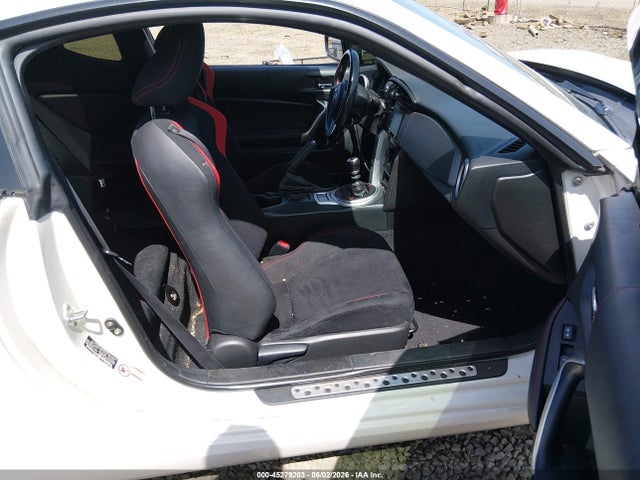 Scion FR-S 2016 JF1ZNAA16G9704236 Image 5