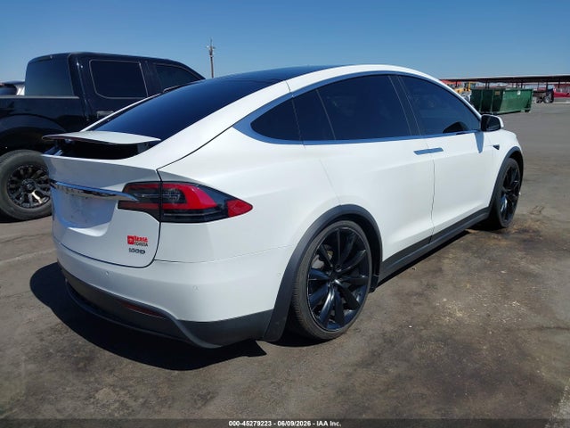 Tesla Model X 100d/75d/90d 2017 5YJXCBE2XHF067391 Image 4