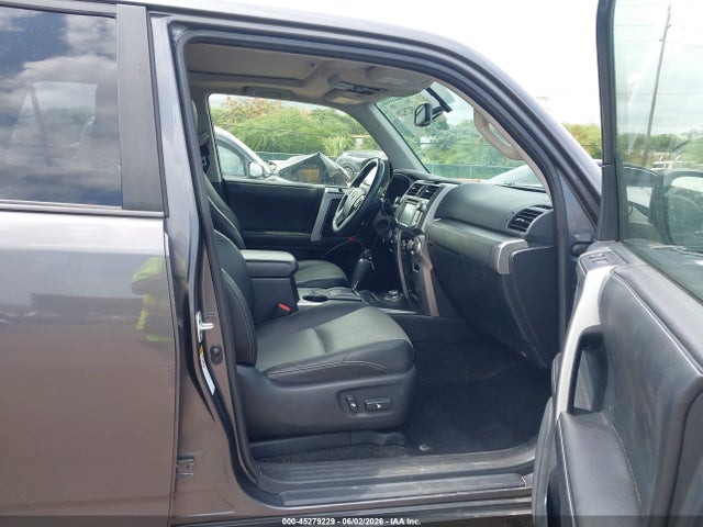 Продажа на аукционе авто 2015 Toyota 4runner Sr5 Premium, vin: JTEBU5JR5F5264636, номер лота: 45279229