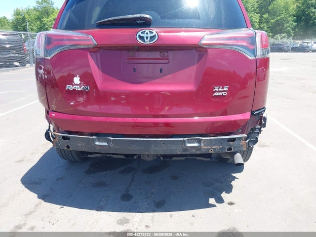 2018 Toyota Rav4 Xle მანქანა იყიდება აუქციონზე, vin: 2T3RFREV6JW734590, აუქციონის ნომერი: 45279322