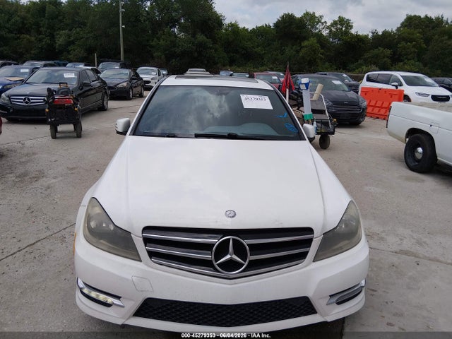 Продаж на аукціоні авто 2014 Mercedes-benz C 250 Sport, vin: WDDGF4HB3ER313515, номер лоту: 45279353