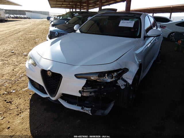 Alfa Romeo Giulia Ti Sport 2018 ZARFAECN0J7567920 Image 12