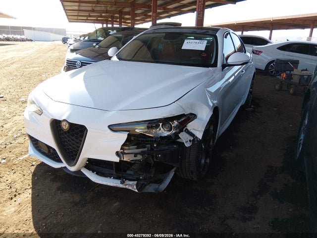 Alfa Romeo Giulia Ti Sport 2018 ZARFAECN0J7567920 Image 6