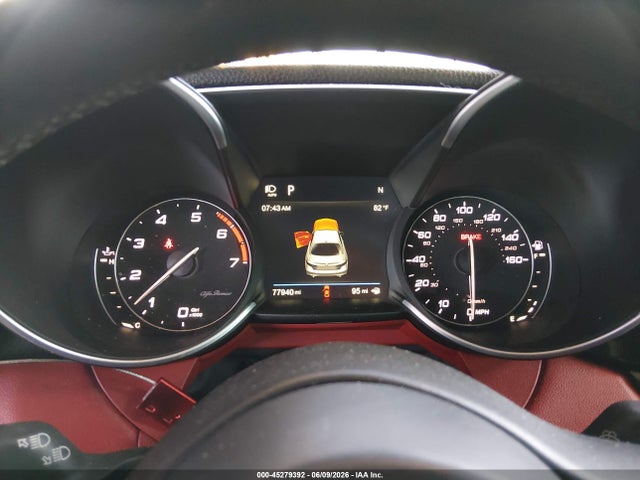 Alfa Romeo Giulia Ti Sport 2018 ZARFAECN0J7567920 Image 7