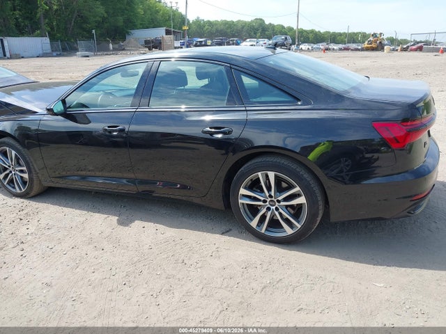 Продажа на аукционе авто 2021 Audi A6, vin: WAUD3AF26MN057073, номер лота: 45279409