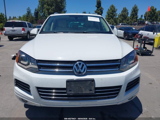Auction sale of the 2014 Volkswagen Touareg Tdi Lux, vin: WVGEP9BP0ED013293, lot number: 45279421