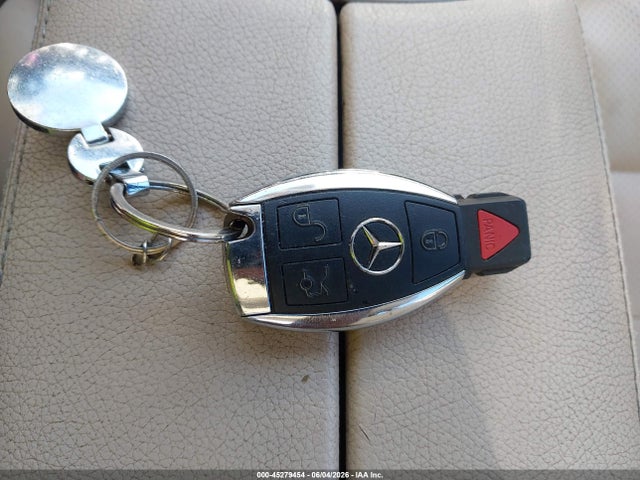 45279454 :رقم المزاد ، 55SWF4JB8HU214567 vin ، 2017 Mercedes-benz C 300 مزاد بيع