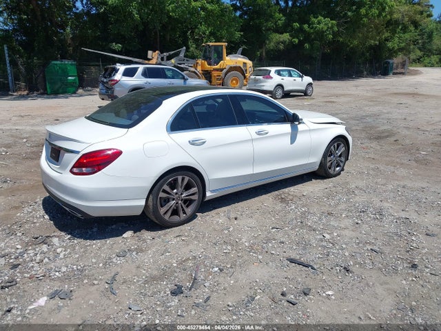 45279454 :رقم المزاد ، 55SWF4JB8HU214567 vin ، 2017 Mercedes-benz C 300 مزاد بيع