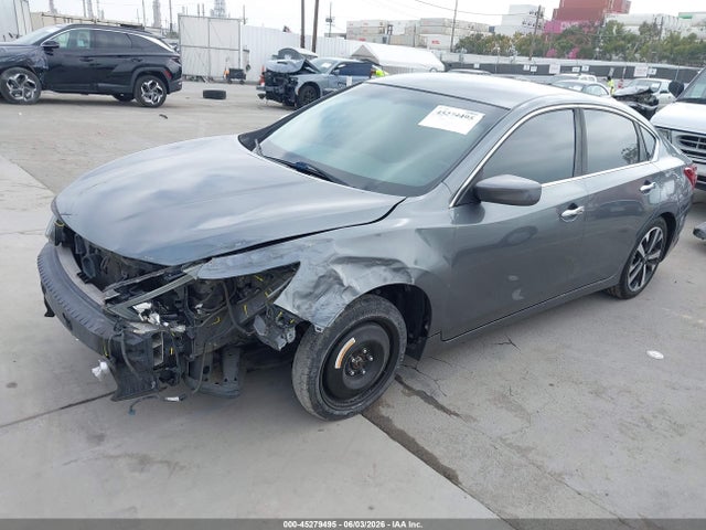 Nissan Altima 2.5 Sr 2018 1N4AL3AP7JC186294 Image 2