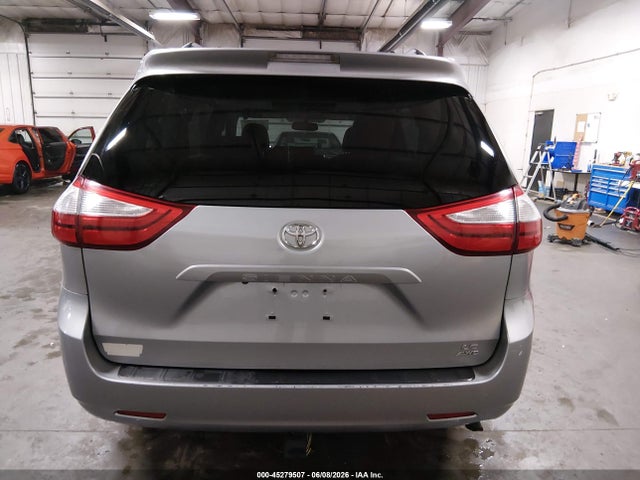 45279507 :رقم المزاد ، 5TDJK3DC5FS126736 vin ، 2015 Toyota Sienna Le 7 Passenger مزاد بيع