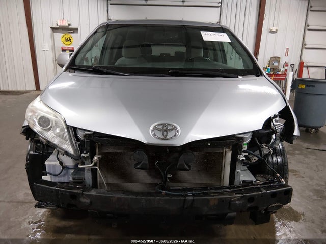 45279507 :رقم المزاد ، 5TDJK3DC5FS126736 vin ، 2015 Toyota Sienna Le 7 Passenger مزاد بيع