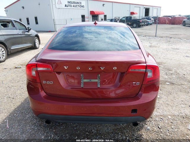 45279553 :رقم المزاد ، YV1622FS9C2033297 vin ، 2012 Volvo S60 T5 مزاد بيع