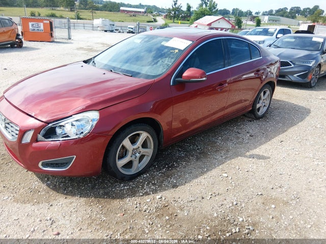 45279553 :رقم المزاد ، YV1622FS9C2033297 vin ، 2012 Volvo S60 T5 مزاد بيع