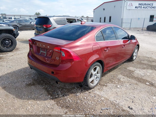 45279553 :رقم المزاد ، YV1622FS9C2033297 vin ، 2012 Volvo S60 T5 مزاد بيع