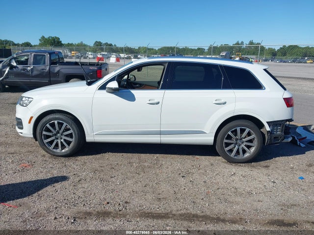 Продажа на аукционе авто 2018 Audi Q7 3.0t Premium, vin: WA1LAAF73JD009235, номер лота: 45279565
