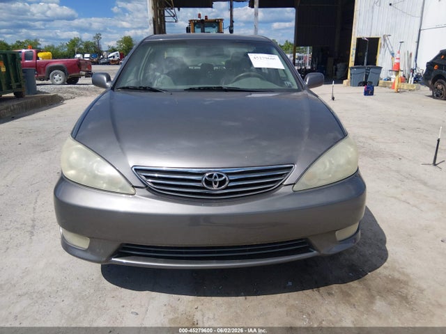 45279600 :رقم المزاد ، 4T1BE30K46U654249 vin ، 2006 Toyota Camry Xle مزاد بيع