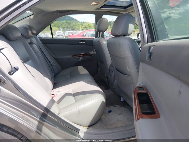 45279600 :رقم المزاد ، 4T1BE30K46U654249 vin ، 2006 Toyota Camry Xle مزاد بيع