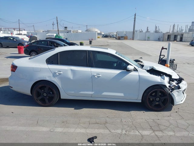 3VWL17AJ9GM212099 Volkswagen Jetta 1.8t Sel
