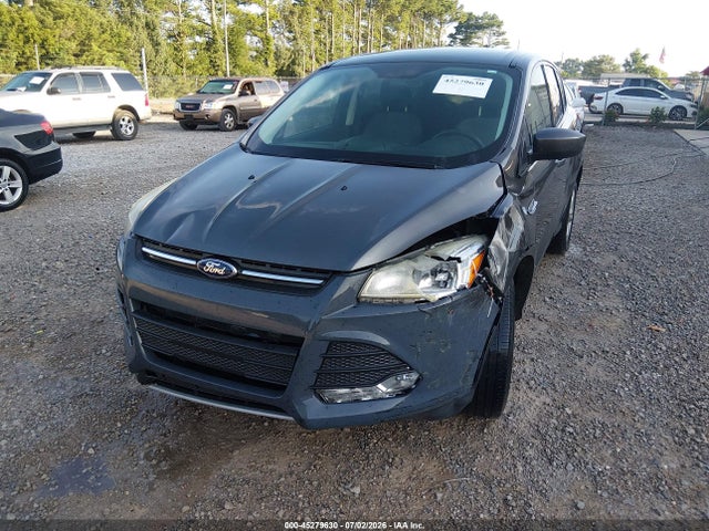 1FMCU0G75GUA77269 Ford ESCAPE SE