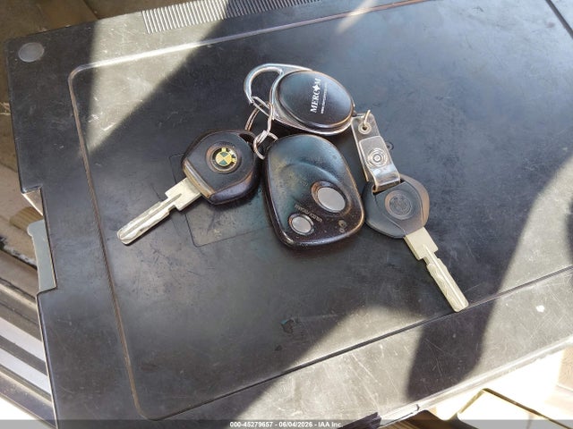 1998 Bmw 323ic მანქანა იყიდება აუქციონზე, vin: WBABJ833XWEM22571, აუქციონის ნომერი: 45279657