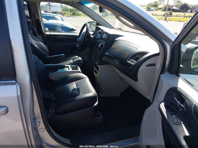 45279672 :رقم المزاد ، 2C4RC1BG2CR306884 vin ، 2012 Chrysler Town & Country Touring مزاد بيع