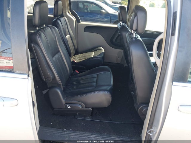 45279672 :رقم المزاد ، 2C4RC1BG2CR306884 vin ، 2012 Chrysler Town & Country Touring مزاد بيع