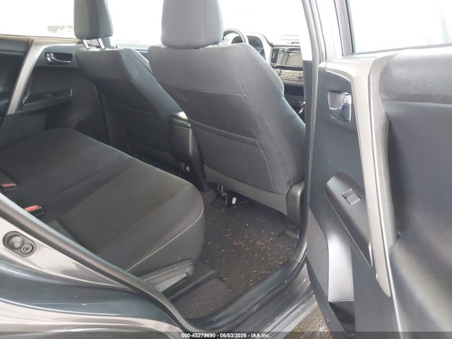 Toyota Rav4 Xle 2017 2T3WFREV3HW355186 Image 8