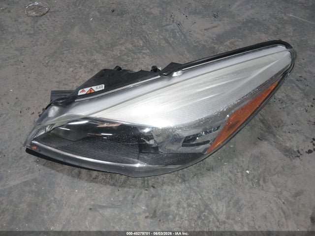 Продажа на аукционе авто 2016 Ford Escape Titanium, vin: 1FMCU9J90GUB61403, номер лота: 45279701