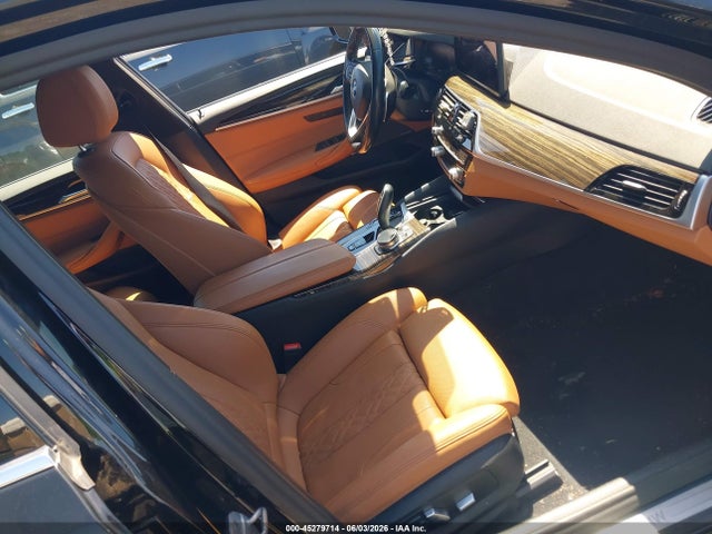 2021 Bmw 530i მანქანა იყიდება აუქციონზე, vin: WBA53BH01MCF11198, აუქციონის ნომერი: 45279714