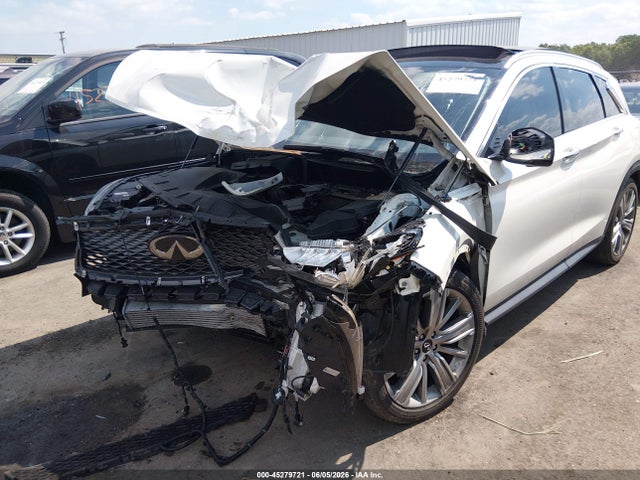 2021 Infiniti Qx50 Essential Awd/sensory Awd მანქანა იყიდება აუქციონზე, vin: 3PCAJ5CB6MF114572, აუქციონის ნომერი: 45279721