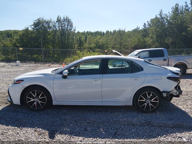 Продажа на аукционе авто 2024 Toyota Camry Se, vin: 4T1G11AK0RU865943, номер лота: 45279756