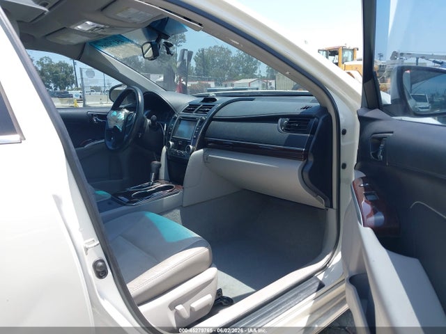 45279765 :رقم المزاد ، 4T1BF1FK1EU462908 vin ، 2014 Toyota Camry Xle مزاد بيع